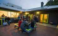 Ruang untuk Umum 4 Dunsborough Beachouse YHA Hostel