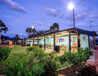 Exterior 2 BIG4 Bendigo Park Lane Holiday Park