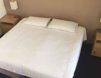 Kamar Tidur 2 Lucas Heights Motel