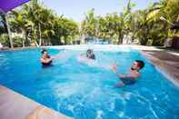 Swimming Pool Kirra Beach Tourist Park