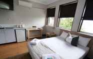 Kamar Tidur 5 Crossroads Hotel Liverpool