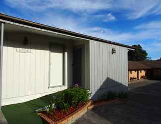 Exterior 2 Windmill Motel