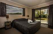 Bedroom 4 Fiordland Great Views Holiday Park