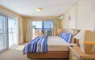 Kamar Tidur 6 La Grande Apartments Broadbeach