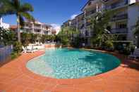 Swimming Pool Blue Water Bay Luxury Villas