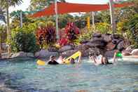 Kolam Renang Cairns Crystal Cascades Holiday Park