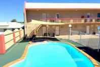 Swimming Pool Apollo Motel Biloela