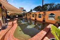 Swimming Pool Adobe Motel