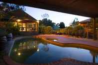 Swimming Pool Glen Erin At Lancefield - Vineyard Retreat