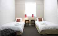 Kamar Tidur 6 The Albion Hotel