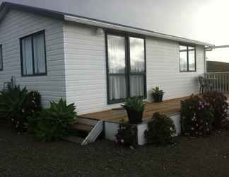 Exterior 2 Mangawhai Retreat Apartments