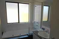 Toilet Kamar Cosy Corner Beach Cottages