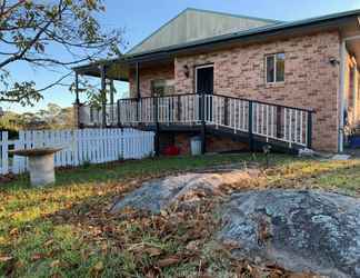 Exterior 2 Bryn Glas Farm Stay