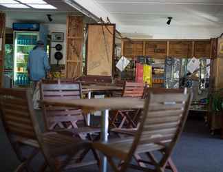 Lobby 2 NRMA Myall Shores Holiday Park