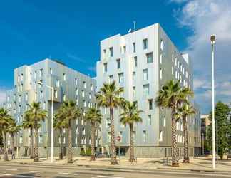 Exterior 2 Urban District Apartments - Rambla Suites & Pool