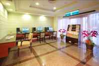 Functional Hall Ho Fong Business Stay