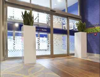 Lobi 2 Hampton By Hilton Newcastle