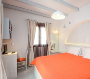 Kamar Tidur 3 Santa Katerina Studios & Apartments