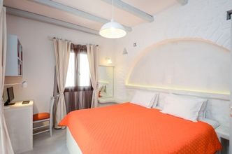 Kamar Tidur 4 Santa Katerina Studios & Apartments