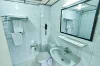 Toilet Kamar West Hotel