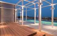 Swimming Pool 7 Global Luxury Suites at Foggy Bottom