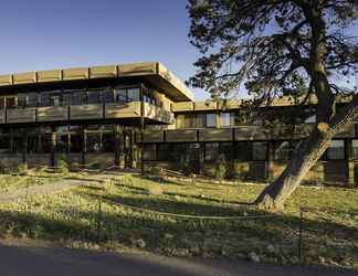 Exterior 2 Kachina Lodge - Inside the Park