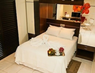 Kamar Tidur 2 Real Palace Hotel