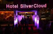 Exterior 4 Silver Cloud Hotel & Banquets Ahmedabad