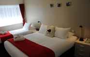 Bedroom 7 Alpine Rose Greymouth Motel