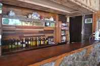 Bar, Kafe dan Lounge Tapik Beach Park Guest House