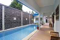 Swimming Pool Lovina Oasis