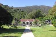 Exterior Furneaux Lodge