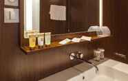 Toilet Kamar 7 Vincci Porto