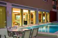 สระว่ายน้ำ Monte Gordo Hotel Apartamentos & Spa