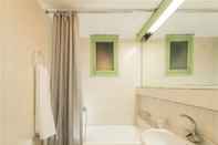 In-room Bathroom Elounda Apartments