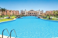 Swimming Pool Jasmine Palace Resort & Spa