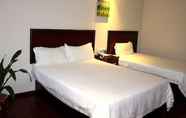 Bedroom 5 GreenTree Inn Nanchang Xihu District Railway Station Zhanqian Road Express Hotel