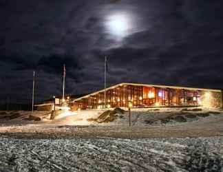 Bangunan 2 Man From Snowy River Hotel