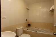 Toilet Kamar Lao Golden Hotel