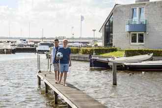 Bangunan 4 Loosdrecht Rien van den Broeke Village