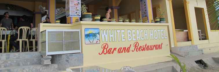 Lobi White Beach Hotel Bar and Restaurant