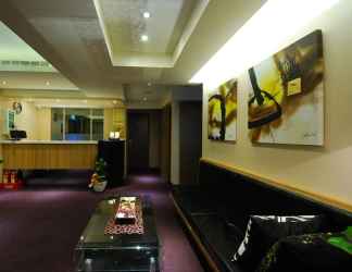 Lobi 2 Shin Shin Hotel