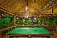 Entertainment Facility Natural Bungalows Restaurant and Bar