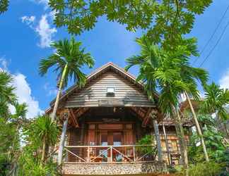 Exterior 2 Natural Bungalows Restaurant and Bar