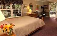 Kamar Tidur 5 McCaffrey House B&B Inn