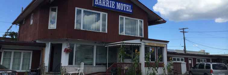 ภายนอกอาคาร The Barrie Motel