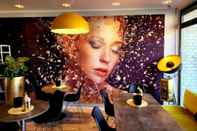 บาร์ คาเฟ่ และเลานจ์ Arthotel ANA GOLD