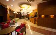 Lobi 7 Winners Hotel