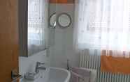 Toilet Kamar 4 Gasthof Blume