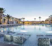 Swimming Pool 2 Grand Palladium White Island Resort & Spa - All Inclusive